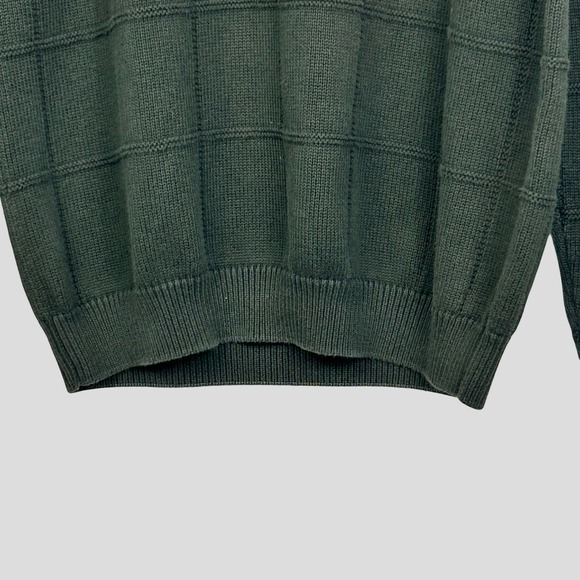IZOD Sweater Mens Medium Gray Crewneck Windowpane Textured Long Sleeve Cotton - Picture 3 of 12